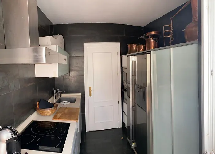 Atico Con Jacussi Y Parking En La Playa By Spainsunrentals Apartman